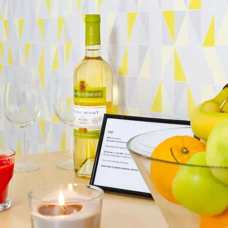 1 Center Old Town